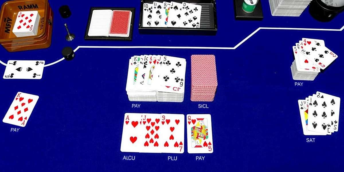 Indian Rummy setup showing stock pile, discard pile, and players' hands
